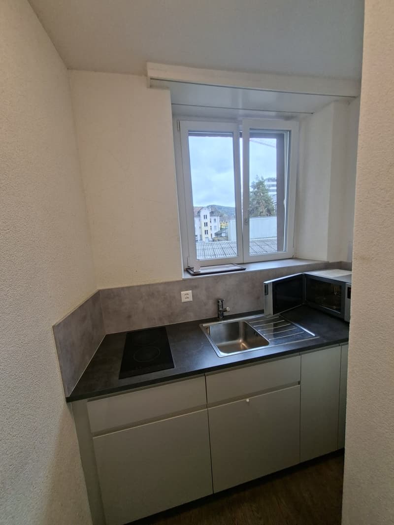 Kleine alternative, günstige Wohnung im Herzen von Zürich (6)