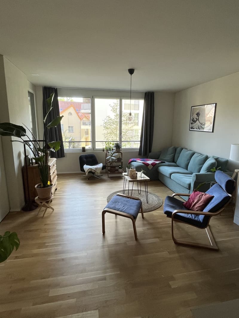 Nachmieter/in gesucht Gemütliche 2.5-Zimmerwohnung an ruhiger, bahnhofsnaher Lage (1)