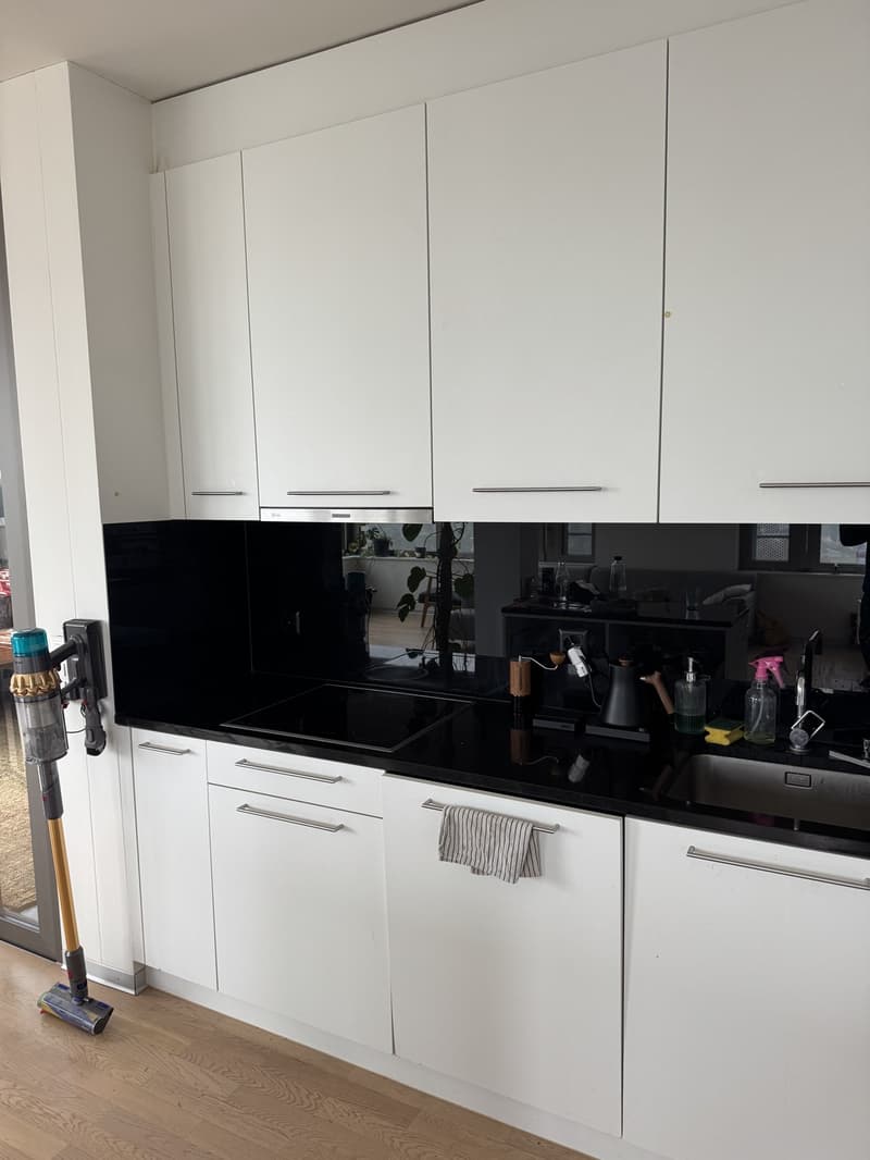 Helles 15 m² Zimmer in entspannter 2er-WG direkt am Bahnhof Altstetten (8)
