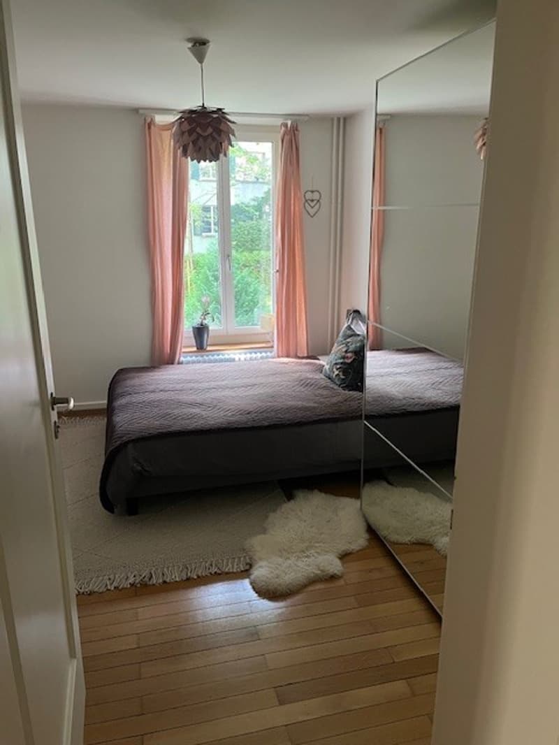 Charmante 2-Zimmer Wohnung mit Zugang zum Garten in Zürich, Kreis 7 (3)