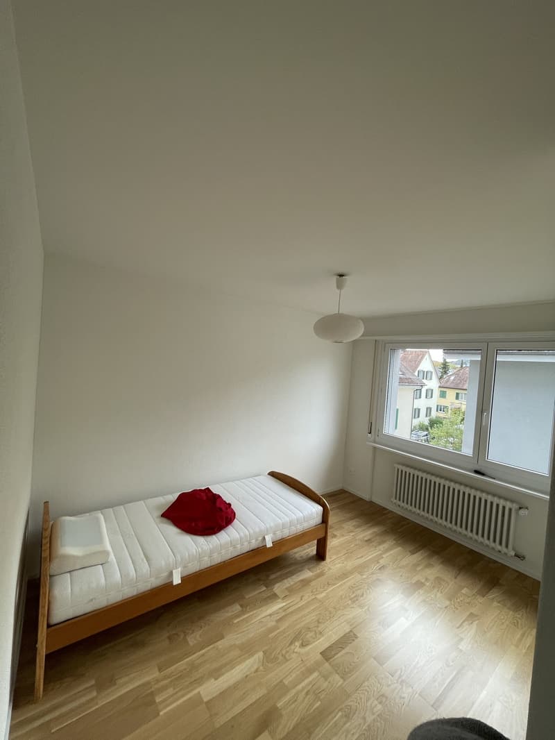 Möbliertes WG-Zimmer in Winterthur Töss (2)