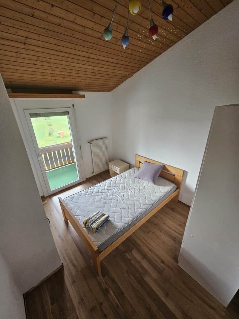Möbliertes Zimmer mit eigenem Balkon und schöner Aussicht Oftringen (5)