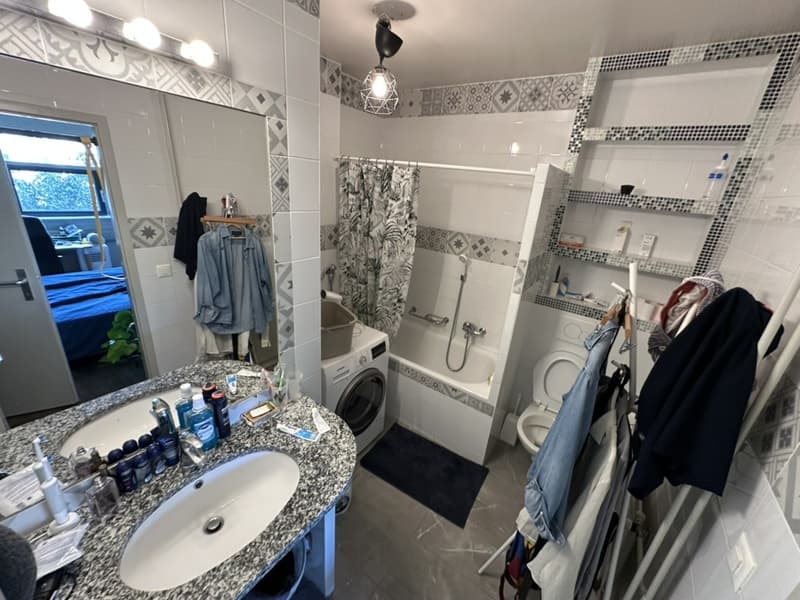 Lease takeover in Plainpalais from 1 December: 3 bedrooms, CHF 3'121/month (6)