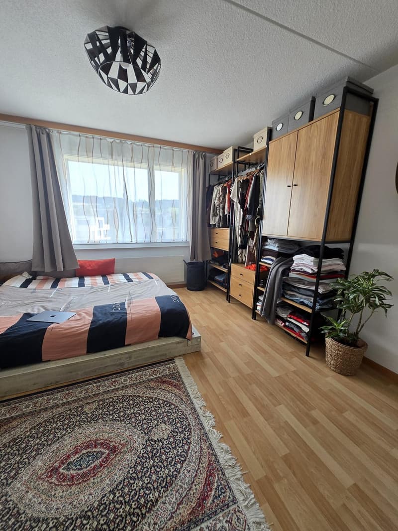 Bedroom / Schlafzimmer