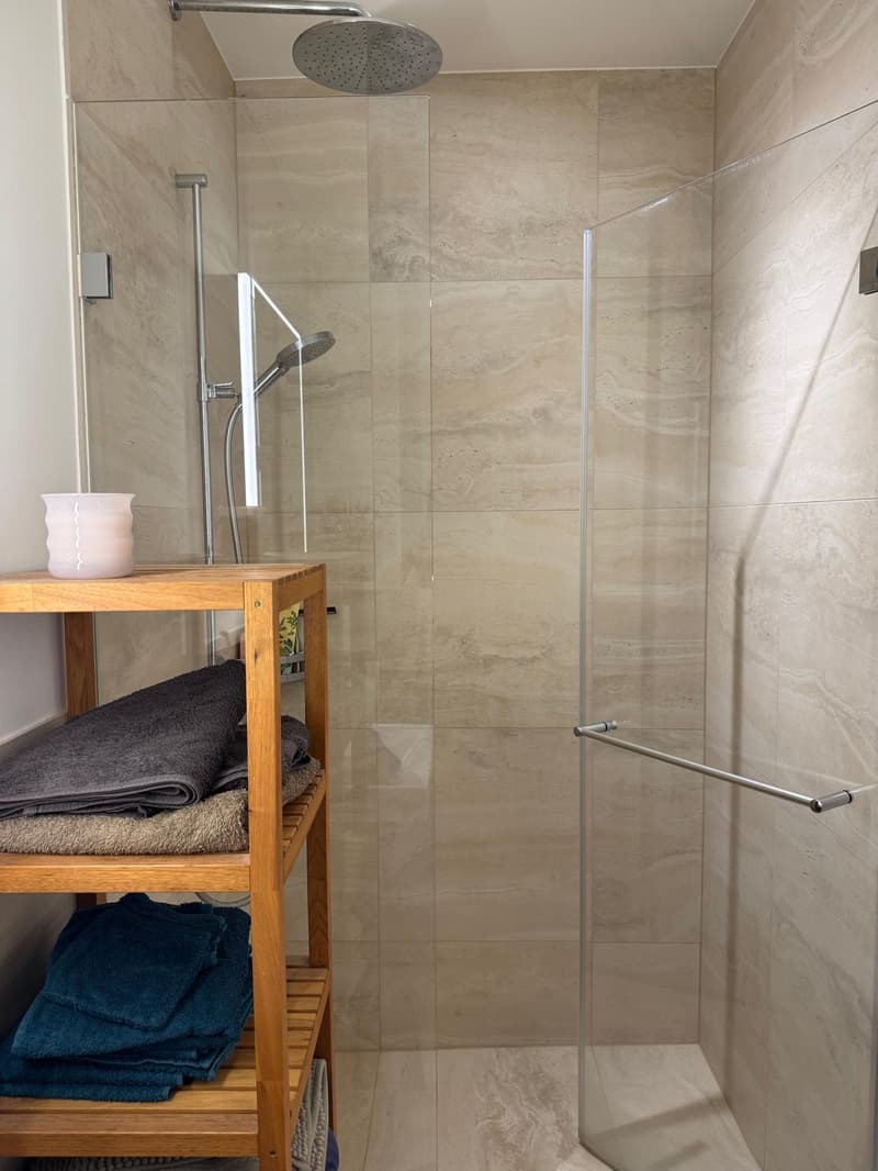 Exklusive 3.5-Zimmer-Wohnung mit Terrasse und Garten in Rüschlikon (10)