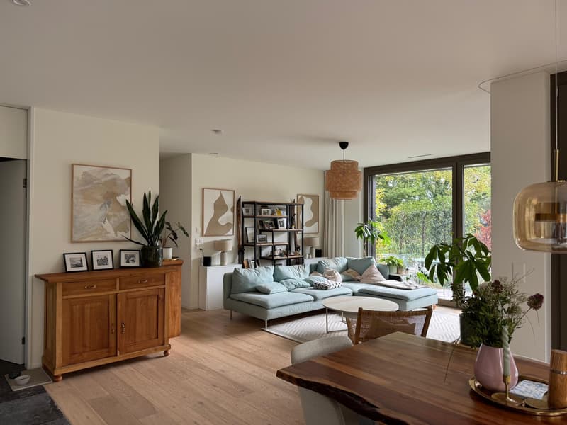 Exklusive 3.5-Zimmer-Wohnung mit Terrasse und Garten in Rüschlikon (5)