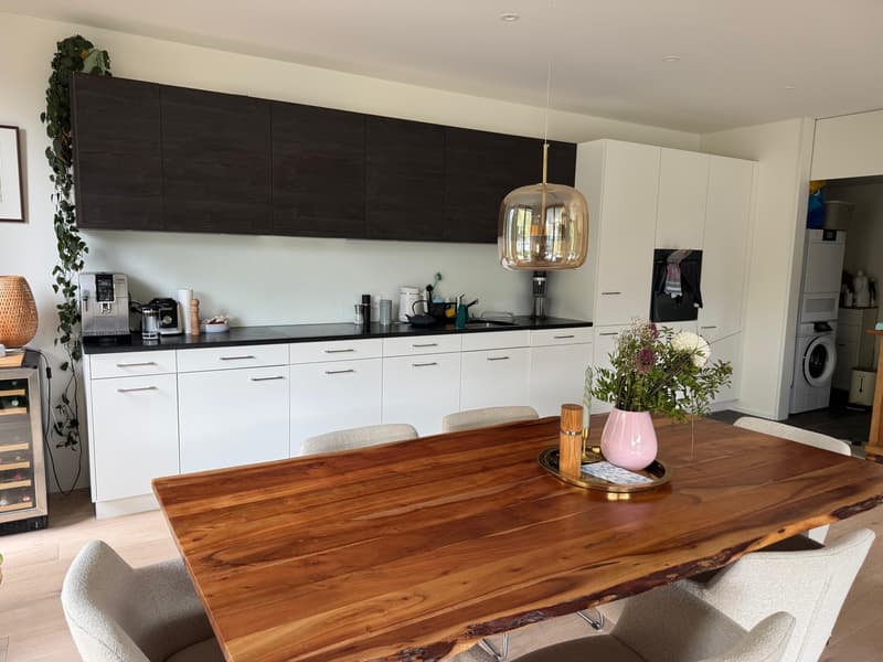 Exklusive 3.5-Zimmer-Wohnung mit Terrasse und Garten in Rüschlikon (4)