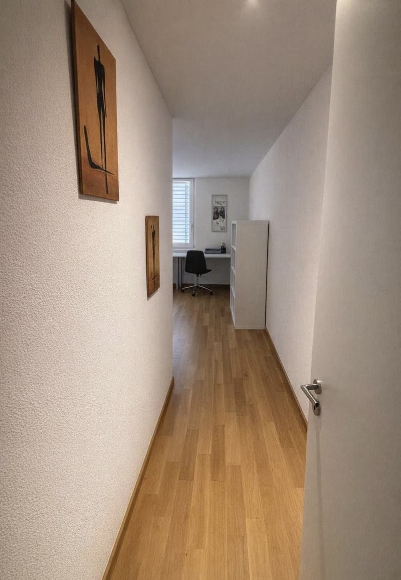 Helle 4.5-Zimmer-Wohnung mit schönem Terrassensitzplatz an ruhiger Lage (7)