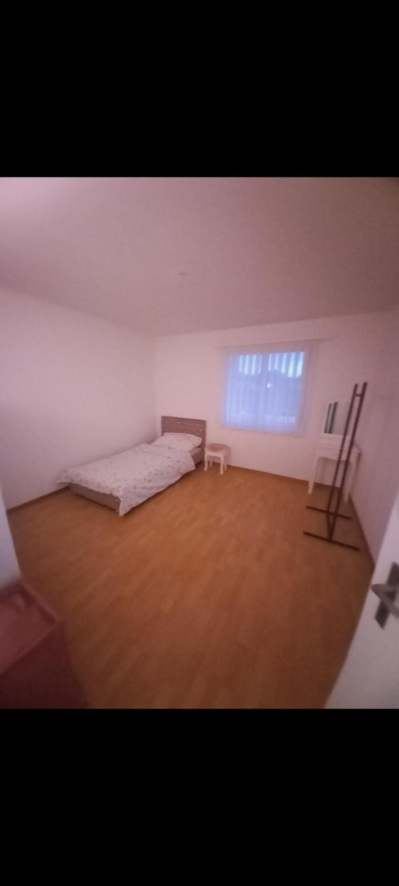Suche Nachmieter (6)