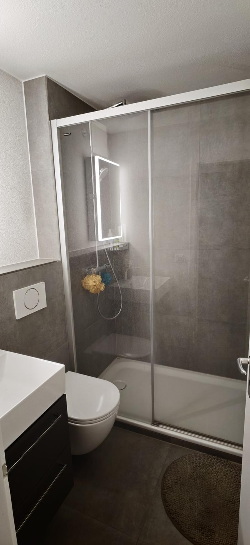 Moderne 3.5-Zimmer-Wohnung mit Balkon, Terrasse und Garagenparkplatz in Bern, Ostermundigen (9)