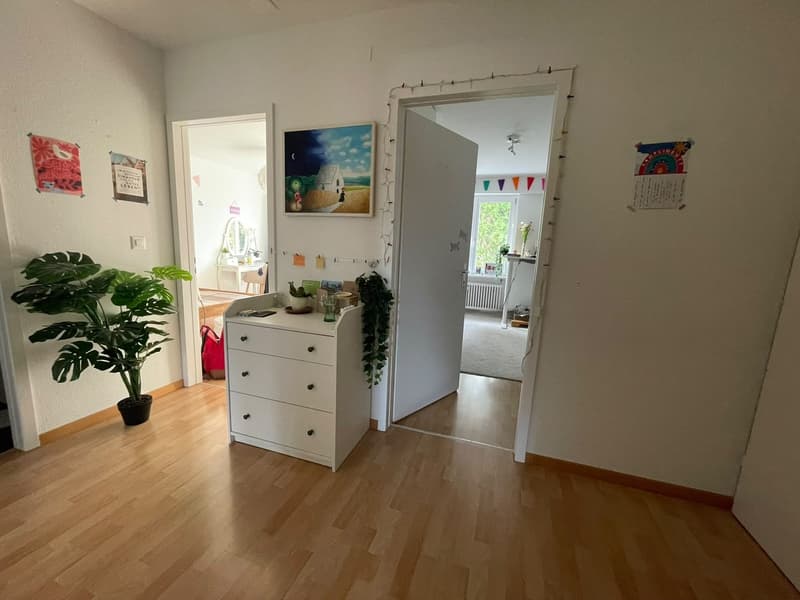 Wunderschöne 3.5 Zimmer- Wohnung ab dem 1.12.2026 zu vermieten (1543.- inkl. NK) (3)