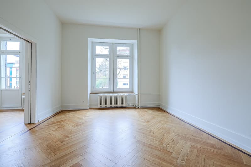Helle, grosszügige 4.5-Zimmer-Wohnung mit 2 Balkonen, 100m2 | Bright, spacious 4.5-room apartment with 2 balconies, 100m2 (13)