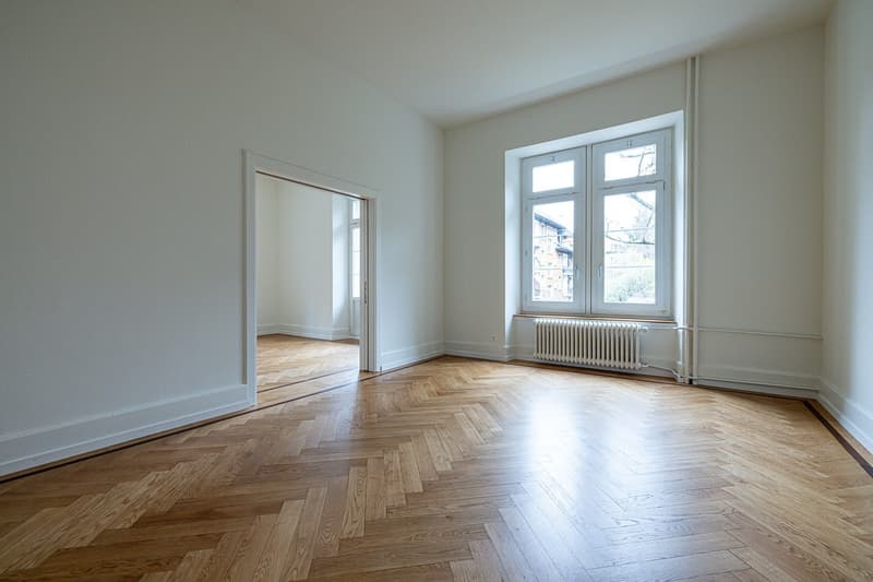 Helle, grosszügige 4.5-Zimmer-Wohnung mit 2 Balkonen, 100m2 | Bright, spacious 4.5-room apartment with 2 balconies, 100m2 (11)