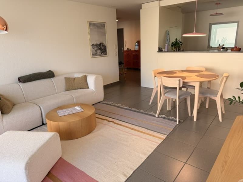 Spacieux et lumineux 3,5 pièces au quartier d'Alt (2)