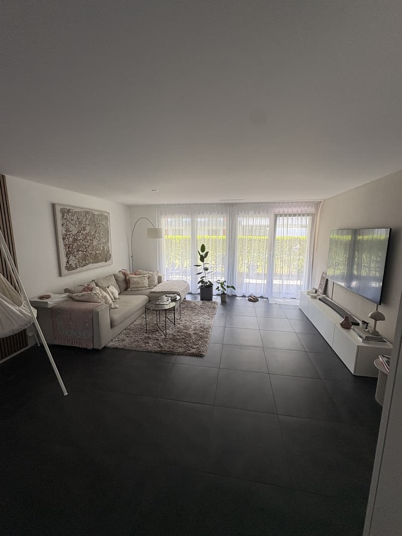4.5-Zimmer-Wohnung mit Gartensitzplatz am Fusse des Uetlibergs (5)