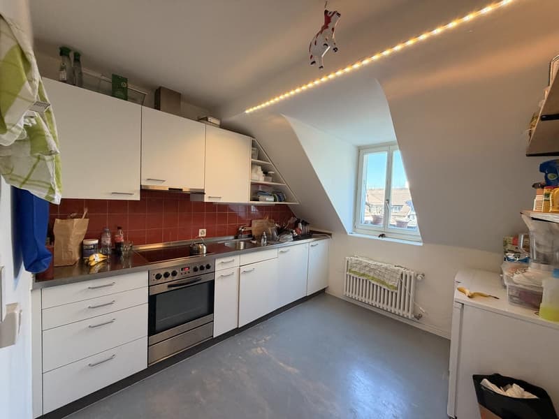 Student flat mate needed (2)