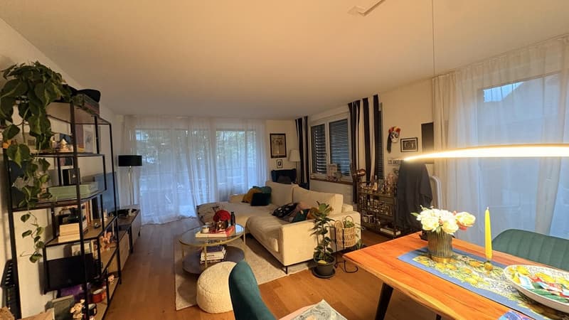 Helle 2.5-Zimmer-Neubauwohnung mit 2 Balkonen in Maur am Greifensee - Ab 01.12. (1)