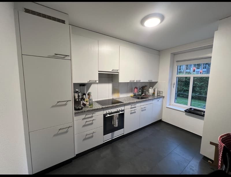 Schöne 3.5 Zimmerwohnung nähe Kantonsspital (1)