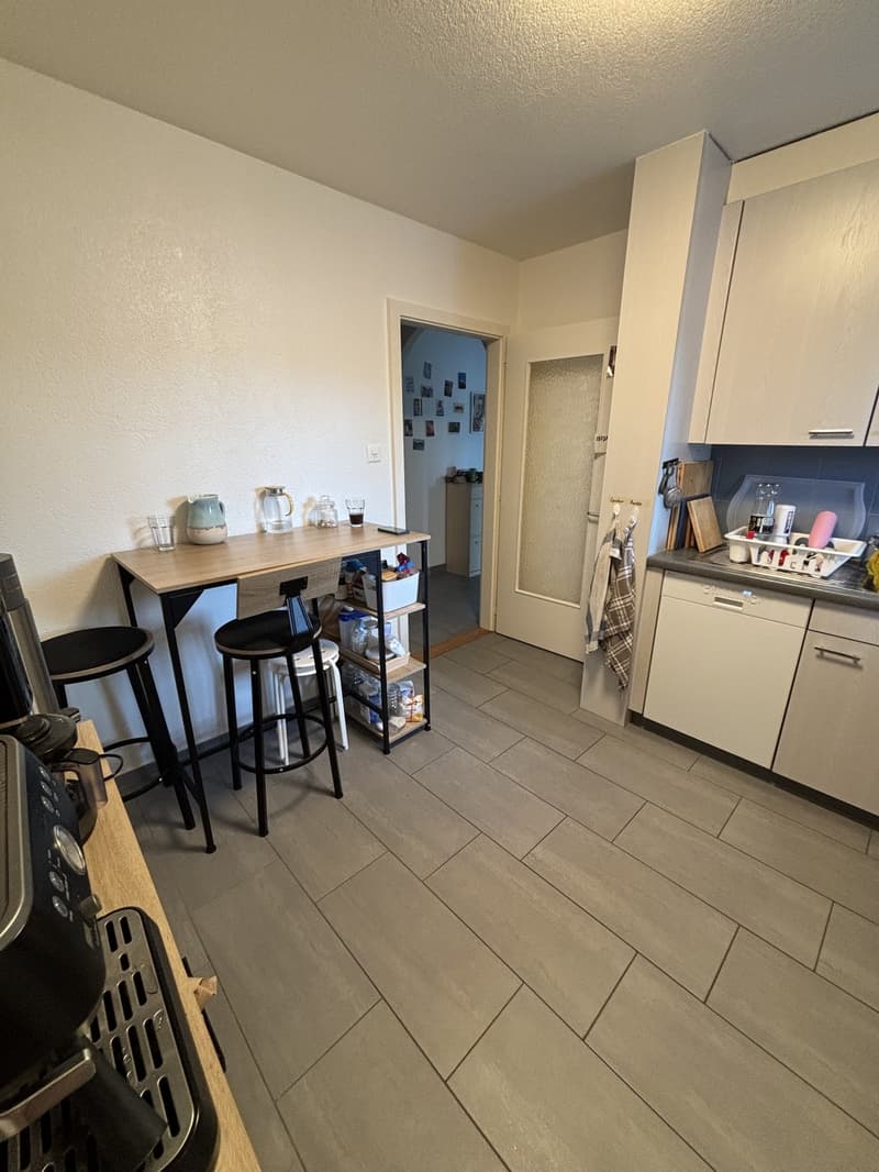 Appartement lumineux de 3,5 pièces, proche de la gare (5)