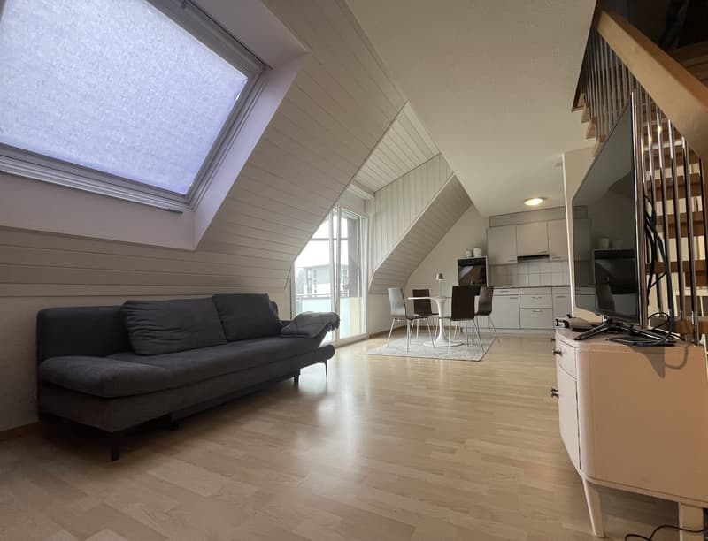 2,5-Zimmer-Wohnung in Niederglatt mit grossem Balkon (2)