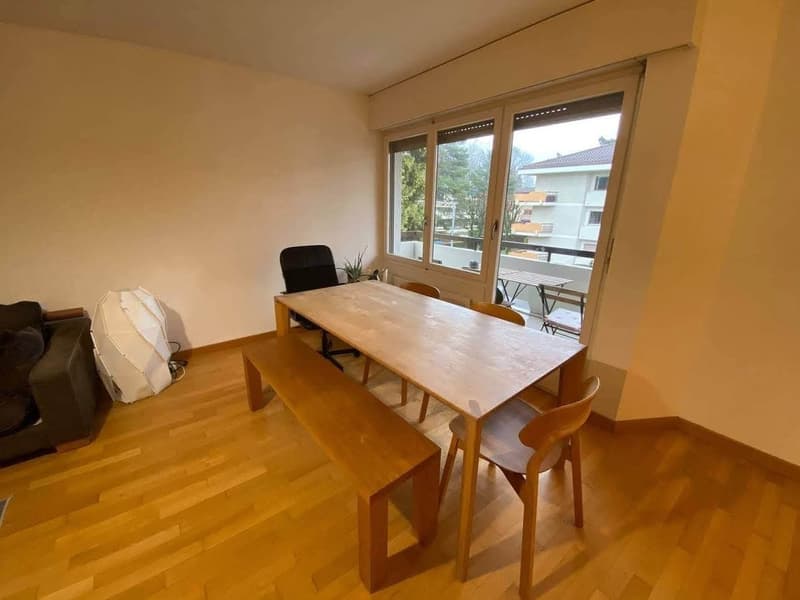 Jolie chambre avec balcon en colocation à St-Sulpice (FILLES) (7)