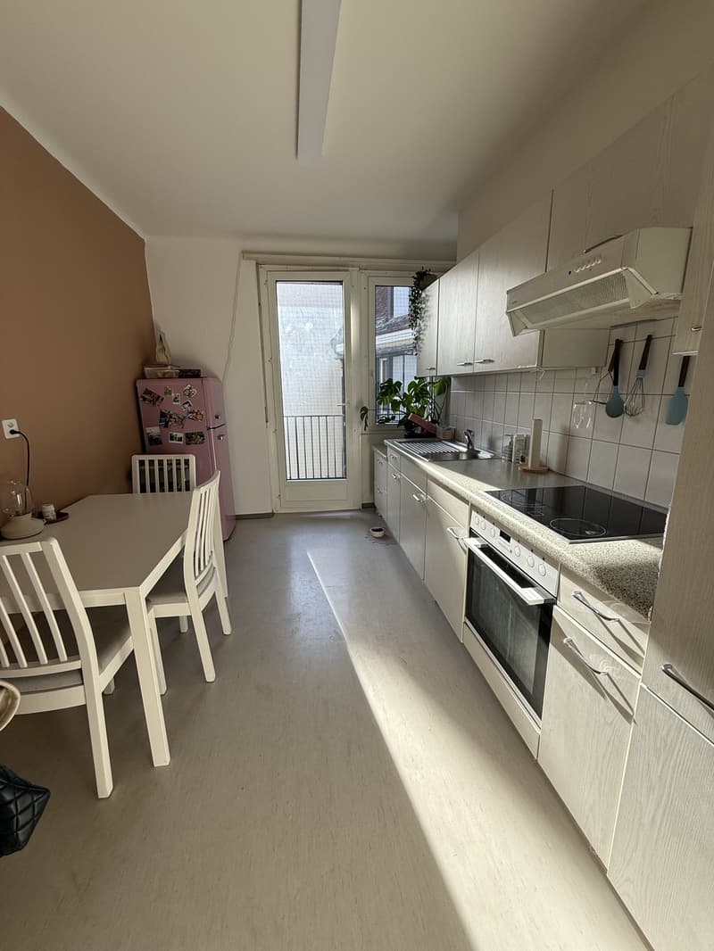 Charmante 2-Zimmer-Wohnung in 4056 Basel Nachmieter/in ab 16.12.2026 gesucht (3)