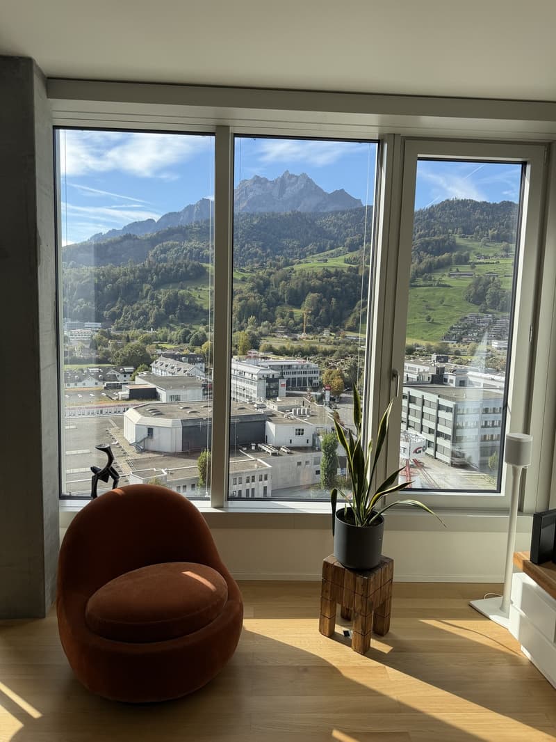 3.5 Zi Wohnung Pilat-huus Kriens (14. OG) (2)