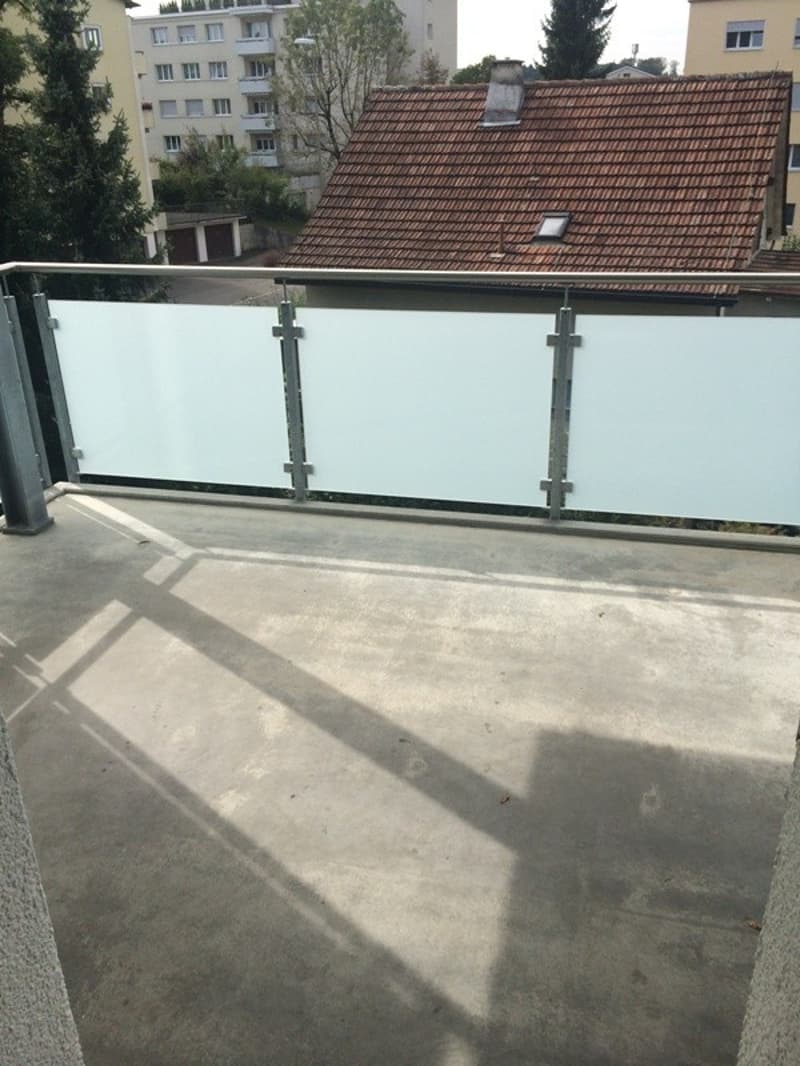 Schöne helle 2 Zimmer Wohnung (6)