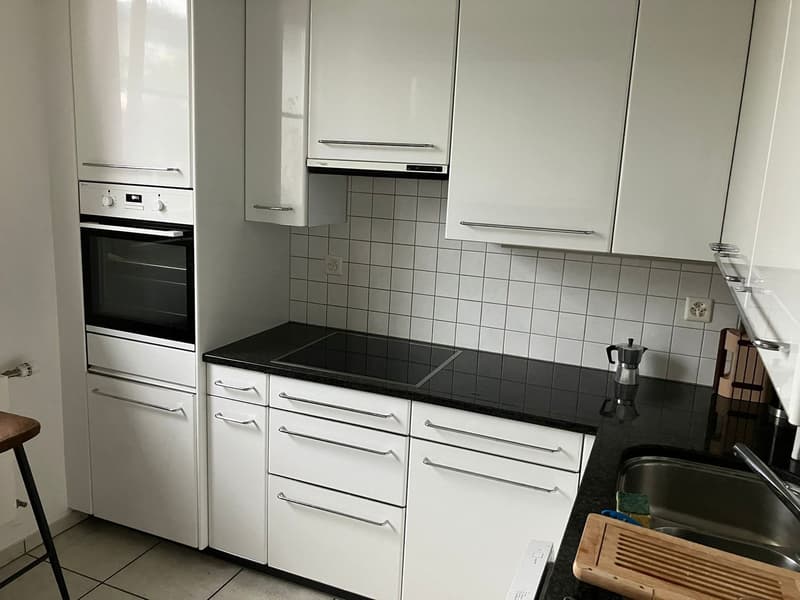 Unbefristetes WG Zimmer in 4er WG mit grossem Wohnzimmer und tollem Balkon (7)