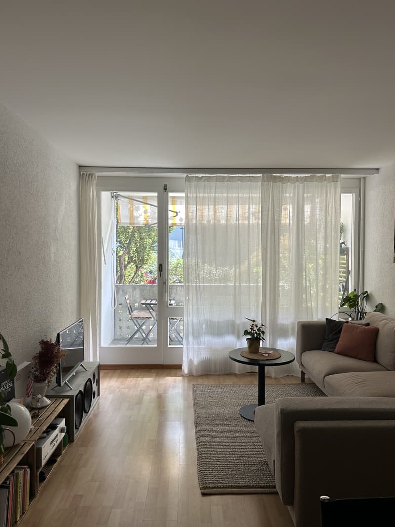 3-Zimmer-Wohnung mit Balkon an ruhiger Lage (2)