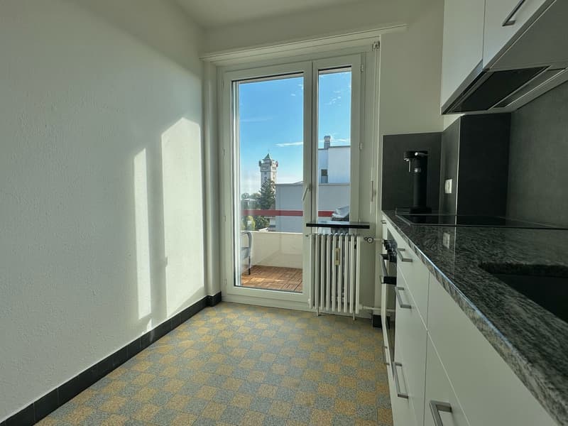 Helle 1.5-Zimmer-Wohnung in Arbon mit Balkon und Weitblick Nähe Altstadt & See (4)