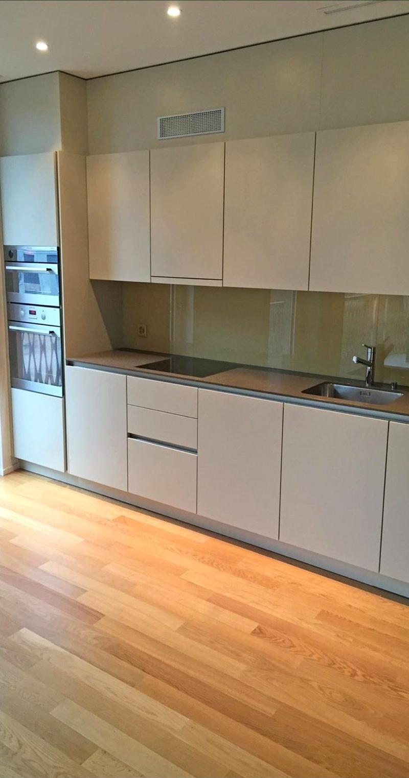 Helle 1.5-Zimmer-Wohnung mit Balkon und Waschturm, Zürich West | Bright 1.5-room flat with balcony, Zurich West (3)