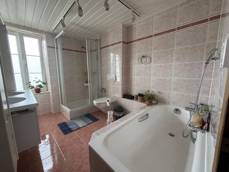 Appartement 3,5 pièces lumineux de 100 m² à Epalinges (2)