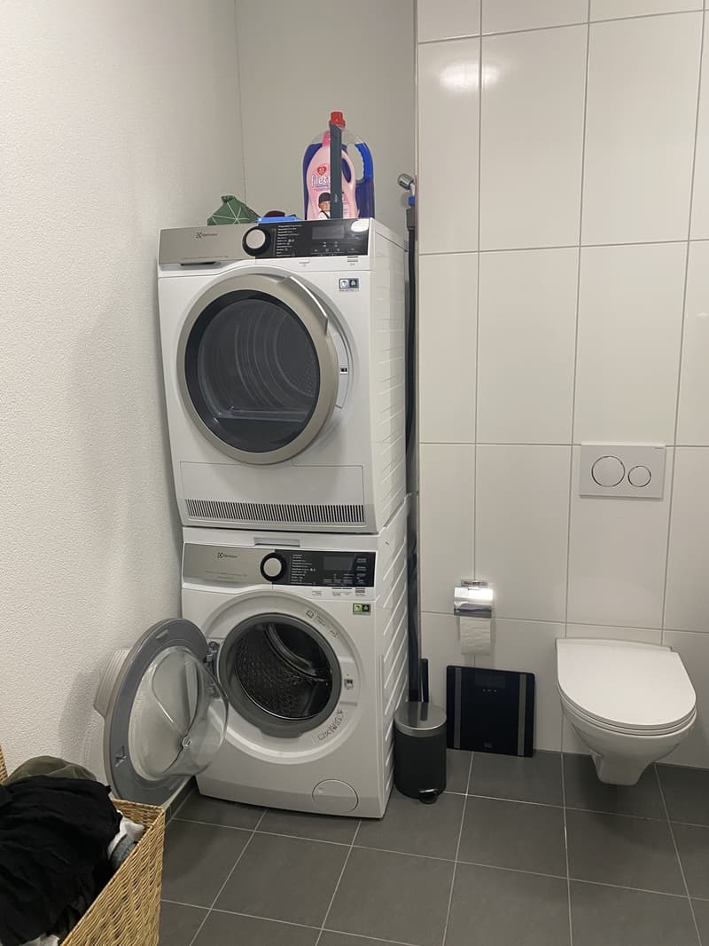 Gemütliches WG-Zimmer in moderner Wohnung (7)