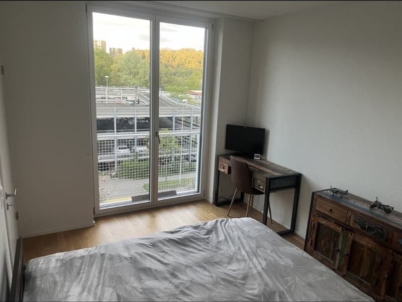 Gemütliches WG-Zimmer in moderner Wohnung (3)