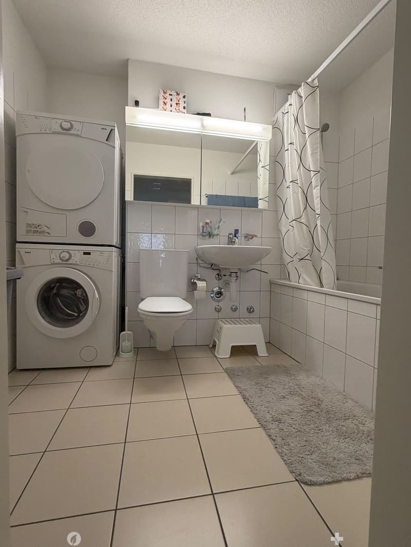 Dein neues Zuhause in Biel: 3.5-Zimmer-Wohnung mit Loggia und eigenem Waschturm (7)