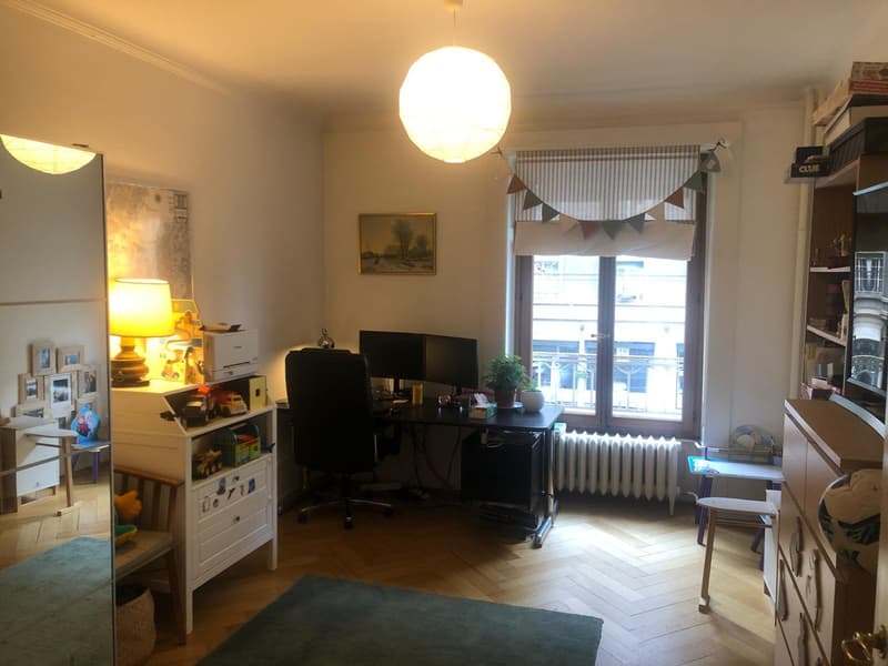 Appartement lumineux de 4 pièces Plainpalais / Uni Mail 1er étage (4)