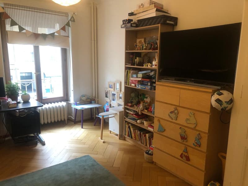 Appartement lumineux de 4 pièces Plainpalais / Uni Mail 1er étage (5)