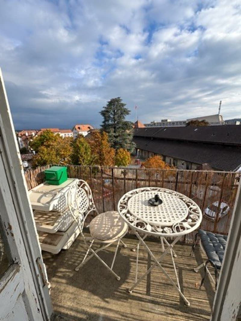 Appartement lumineux avec balcon  Centre-ville de Fribourg (9)