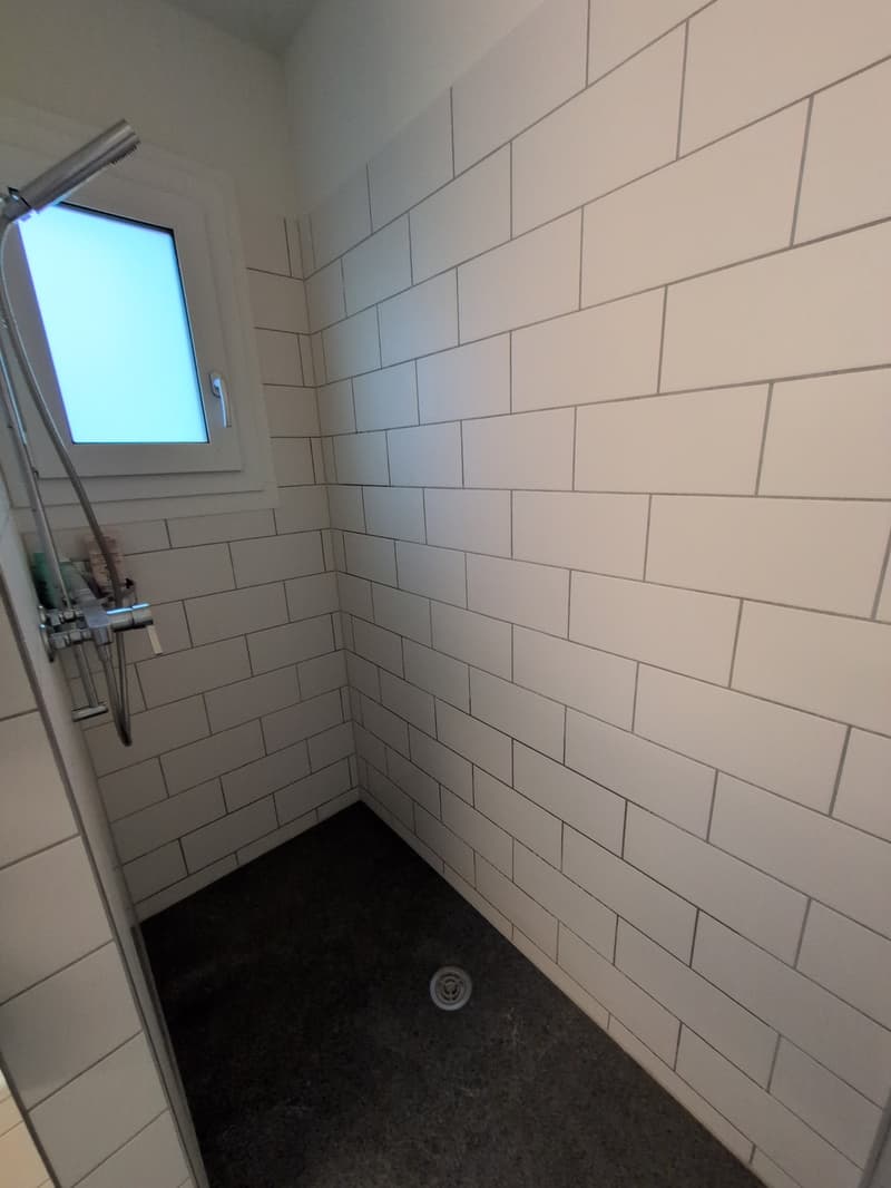 Moderne, grosse 4.5 Zimmer Wohnung in Niederlenz (9)