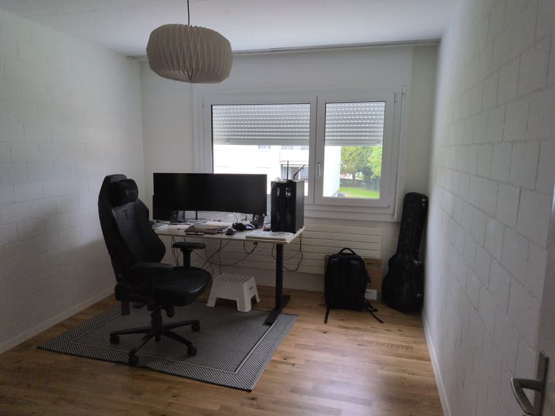 Moderne, grosse 4.5 Zimmer Wohnung in Niederlenz (6)