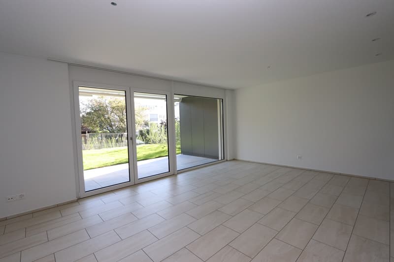 Helles und modernes 1.5-Zimmer-Studio mit Gartensitzplatz in Niederrohrdorf (1)