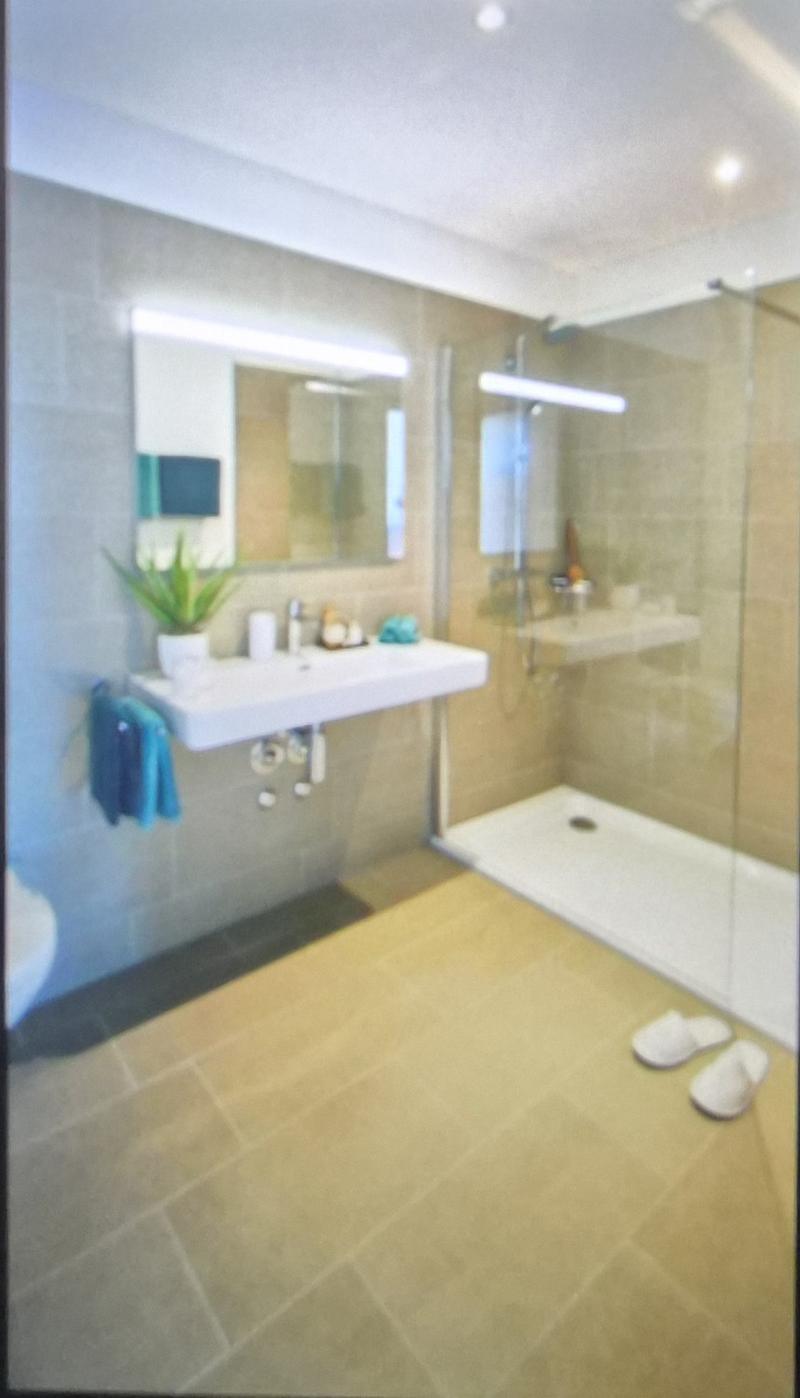 Moderne, helle 3.5-Zimmer-Wohnung mit grosszügigem Balkon (6)