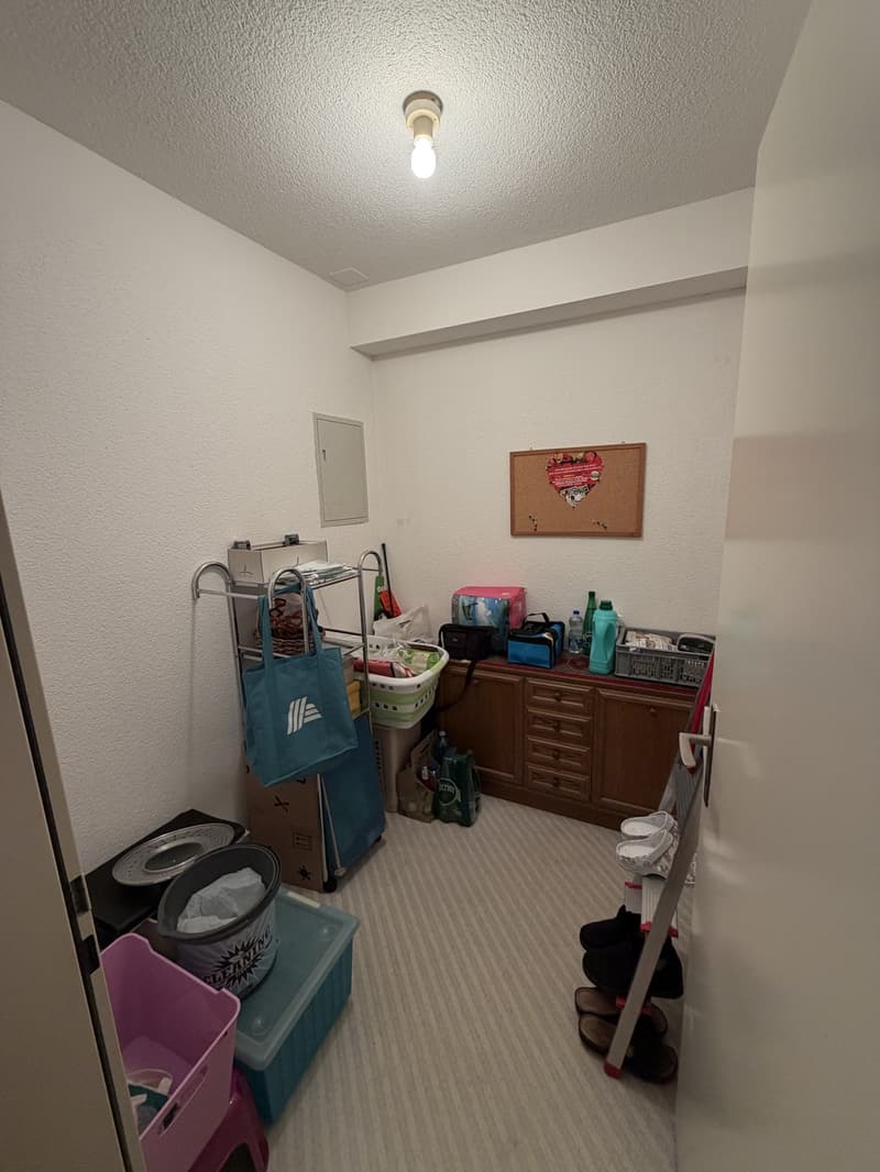 2.5 Zimmer Wohnung im 1.Stock in 5034 Suhr zu vermieten (Nachmieter gesucht) (3)