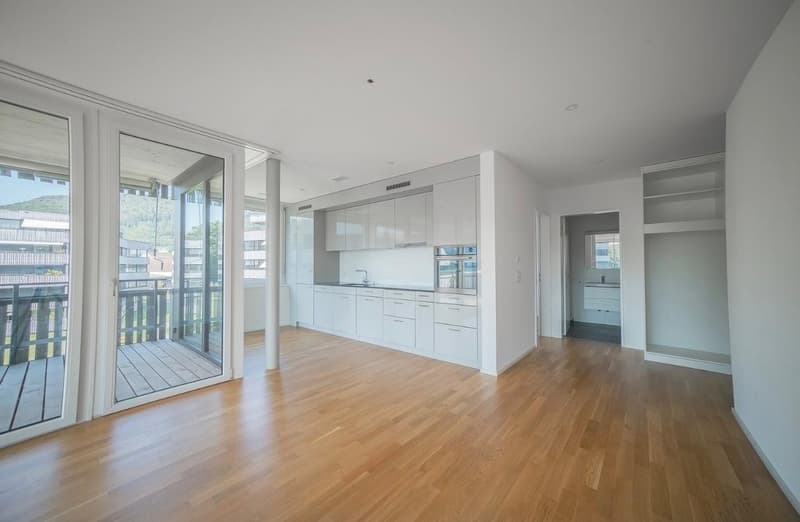 Wunderschöne, helle 2,5 Zimmer-Wohnung zentral in Aarburg (3)