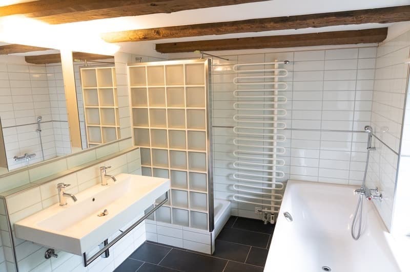 Zwei helle Zimmer in gemütlicher 4er-Maisonette (212 m²) in Winterthur-Oberi (11)