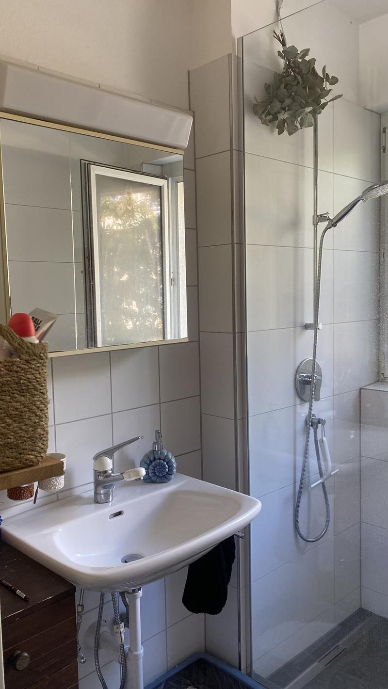 schönes und helles 23 Qm. Zimmer inkl. Balkon nahe Toblerplatz, befristet bis 31.03.2027, mit Option auf Verlängerung (4)