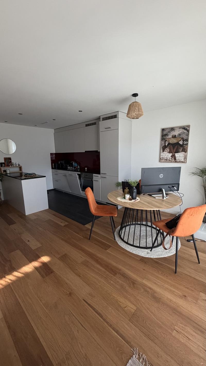 Wunderschöne 2.5-Zimmerwohnung (6)