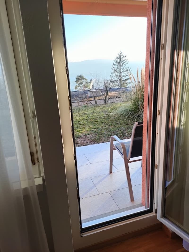 Comfortable 45M Studio in quiet Zurich location (2)