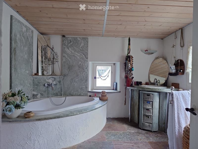 Kleiner pied à terre in Glarus (4)
